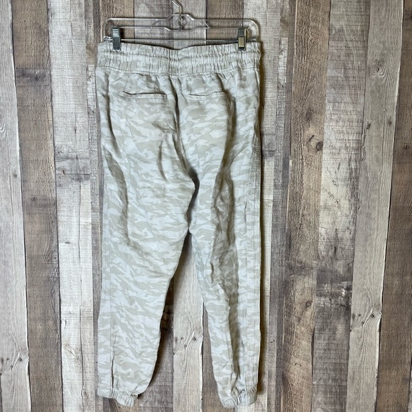 Athleta Cabo Tide Linen Jogger - Picture 4 of 9
